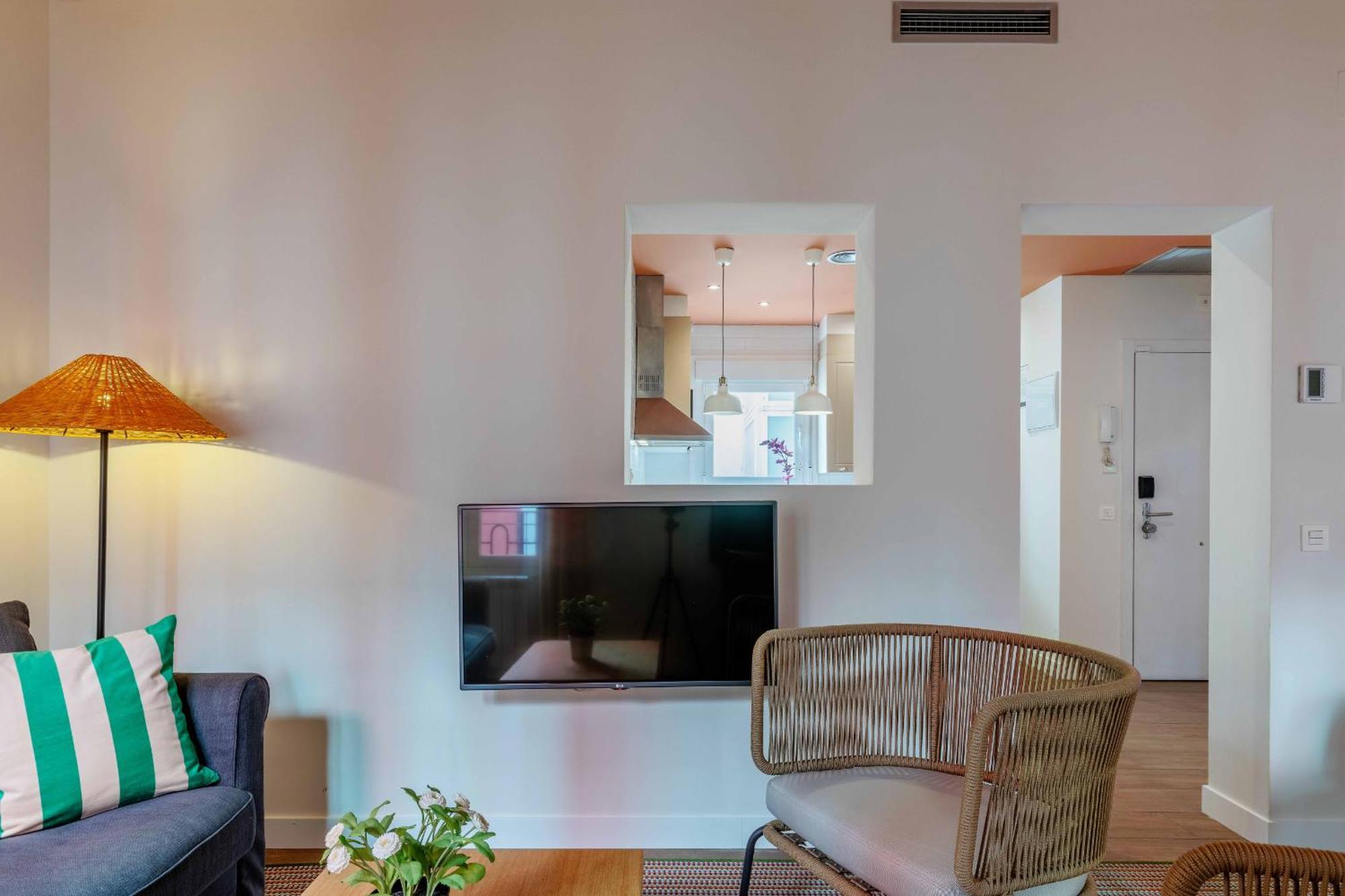 Nomad Latina En Madrid Apartment ภายนอก รูปภาพ